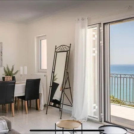 펜션 Kaminia Serenity House