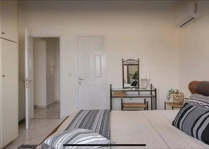 Kaminia Serenity House