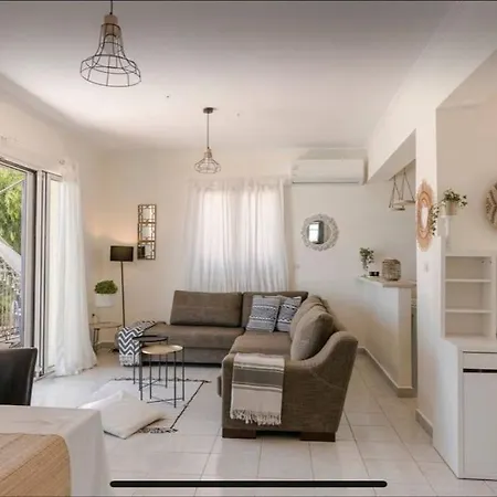 Kaminia Serenity House * Ratzaklíon