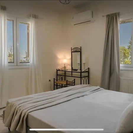 Kaminia Serenity House Ferienhaus *