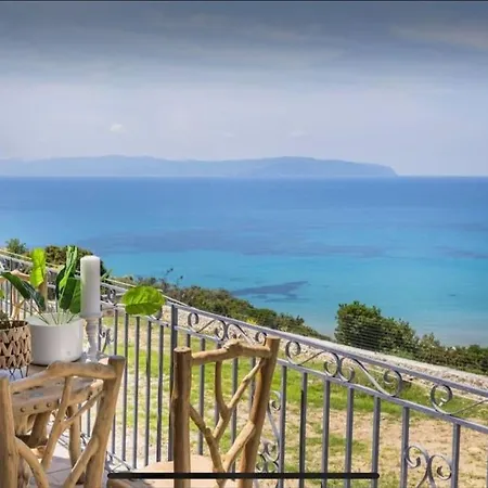 Kaminia Serenity House Holiday home *