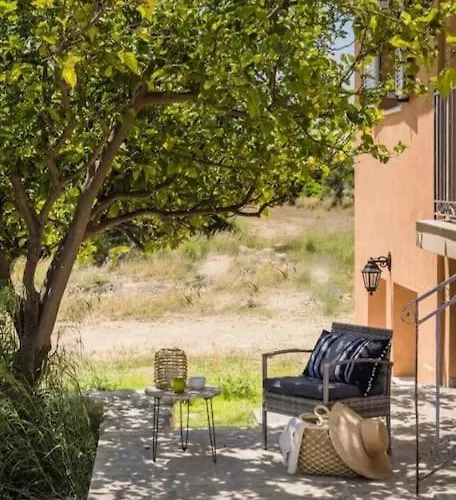 Kaminia Serenity House Ratzaklíon