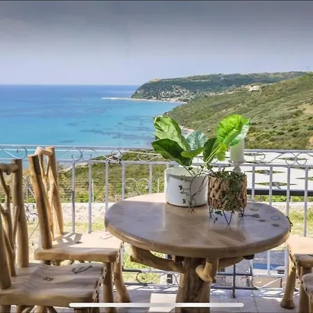 Kaminia Serenity House * Ρατζακλί
